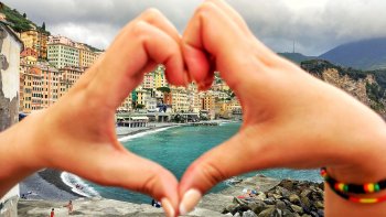 totalmente enamorados de sus casitas tipicas de Liguria Italia