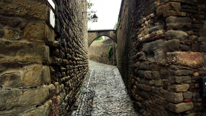 Calles típicas de la ciudad medieval Carcassonne