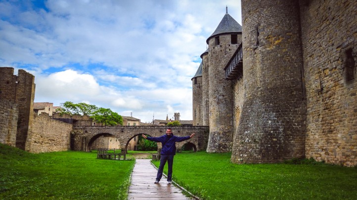 Felicidad dentro de la Cite de Carcassonne