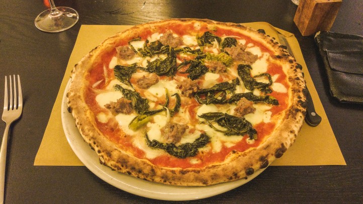 Nuestra cena estaba servida en Vesuvio Ristiorante Pizzeria Ventimiglia.